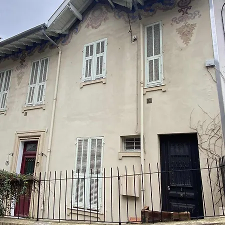 Apartment Dans Nicoise
